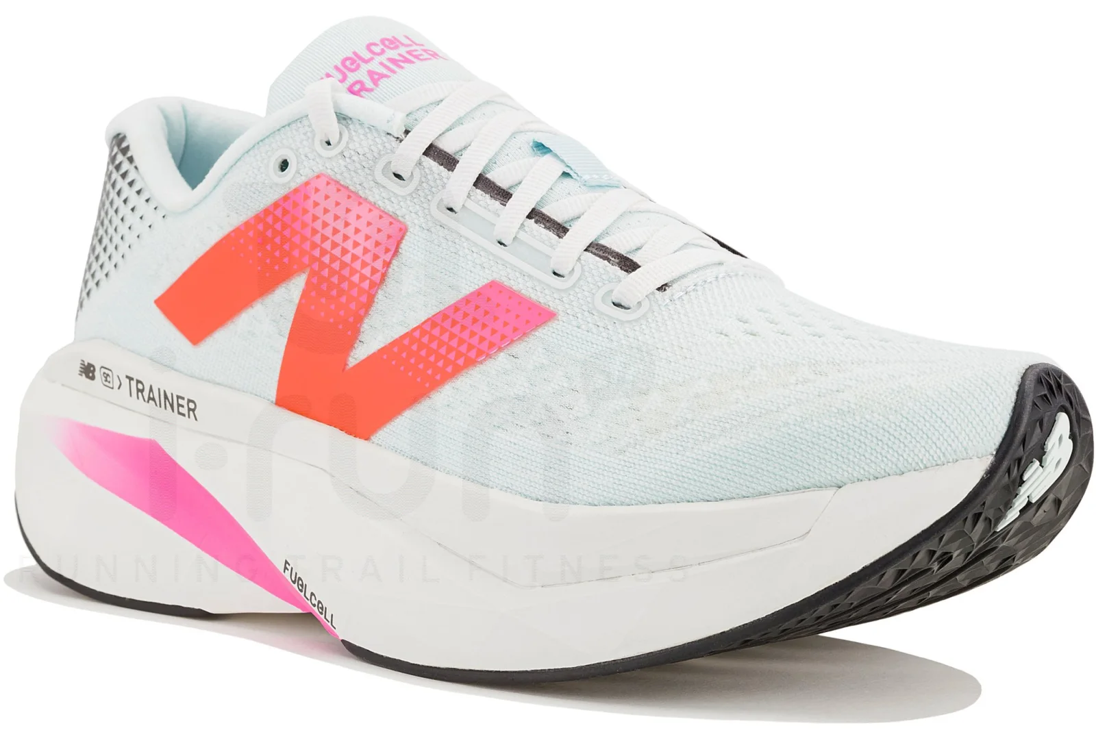 New Balance FuelCell SuperComp Trainer v3